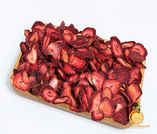 خرید عمده میوه خشک قرمز از معتبرترین فروشنده
